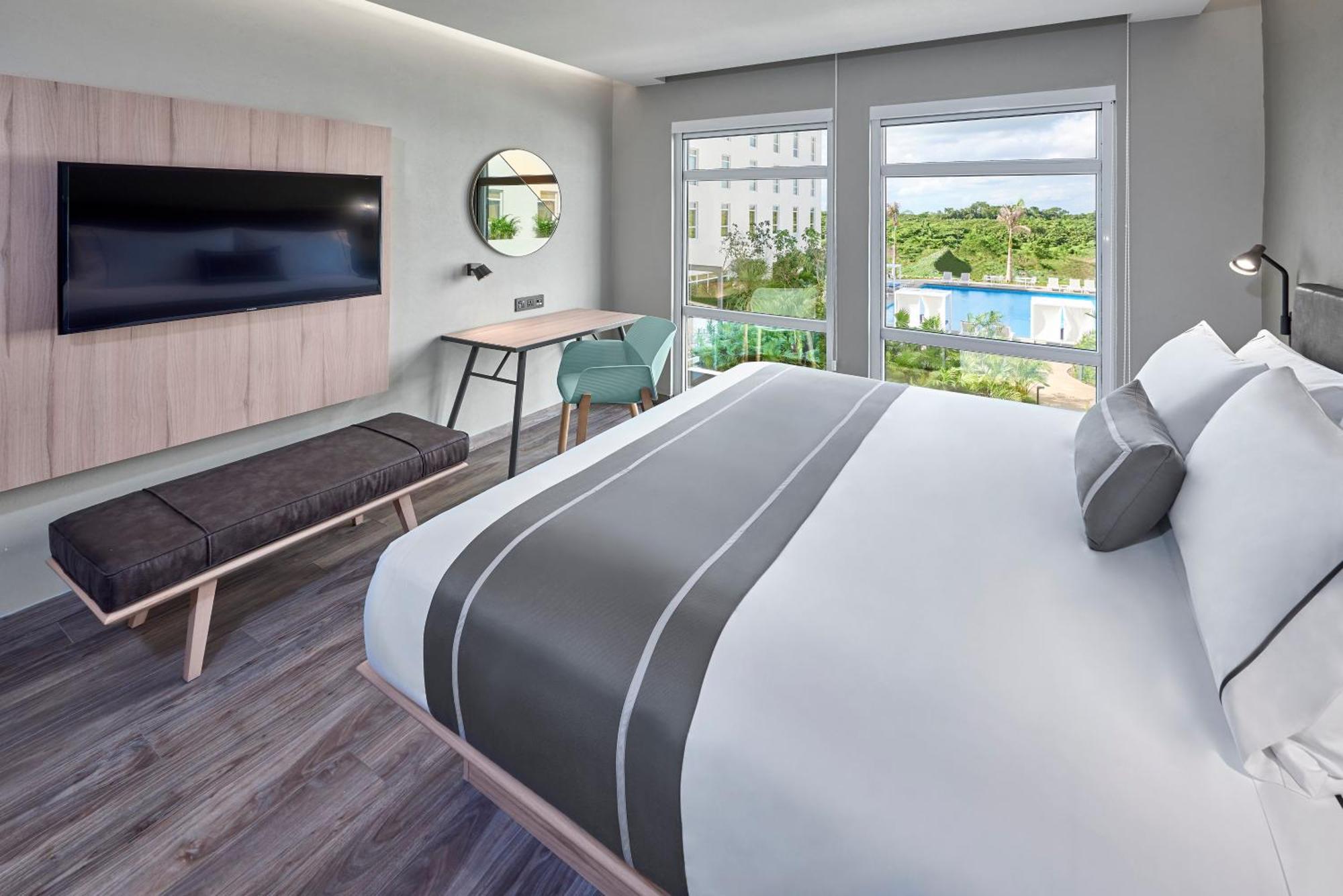 City Express Plus By Marriott Cancun Aeropuerto Riviera Eksteriør billede