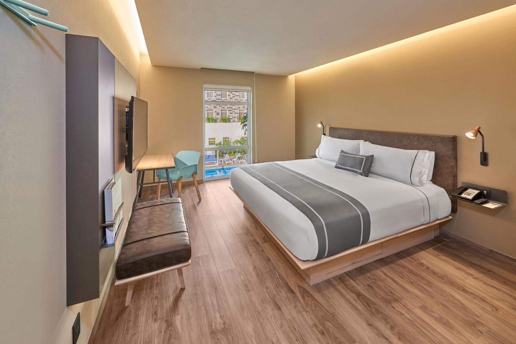 City Express Plus By Marriott Cancun Aeropuerto Riviera Eksteriør billede